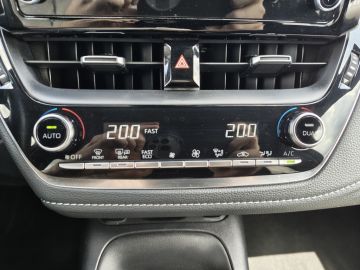 Toyota Corolla Touring Sports